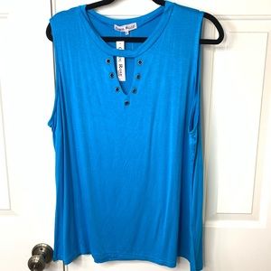 💜 NWT BLUE TANK WITH V NECK RIVET DETAIL 3X